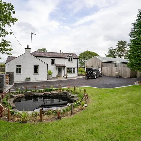 Exclusive Private Gatehouse - 3 Bedrooms - 2 Bathrooms - Spectacular Howgill Views * Sedbergh
