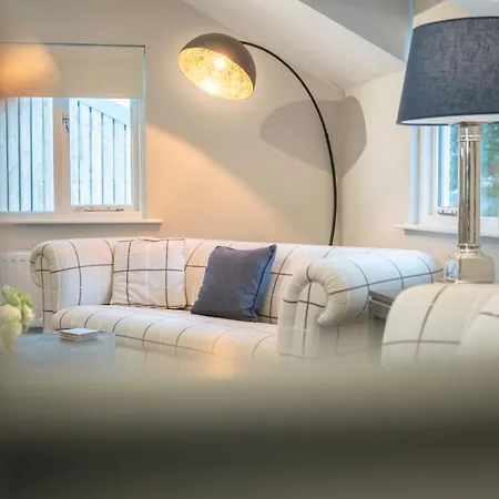 Exclusive Private Gatehouse - 3 Bedrooms - 2 Bathrooms - Spectacular Howgill Views * Sedbergh